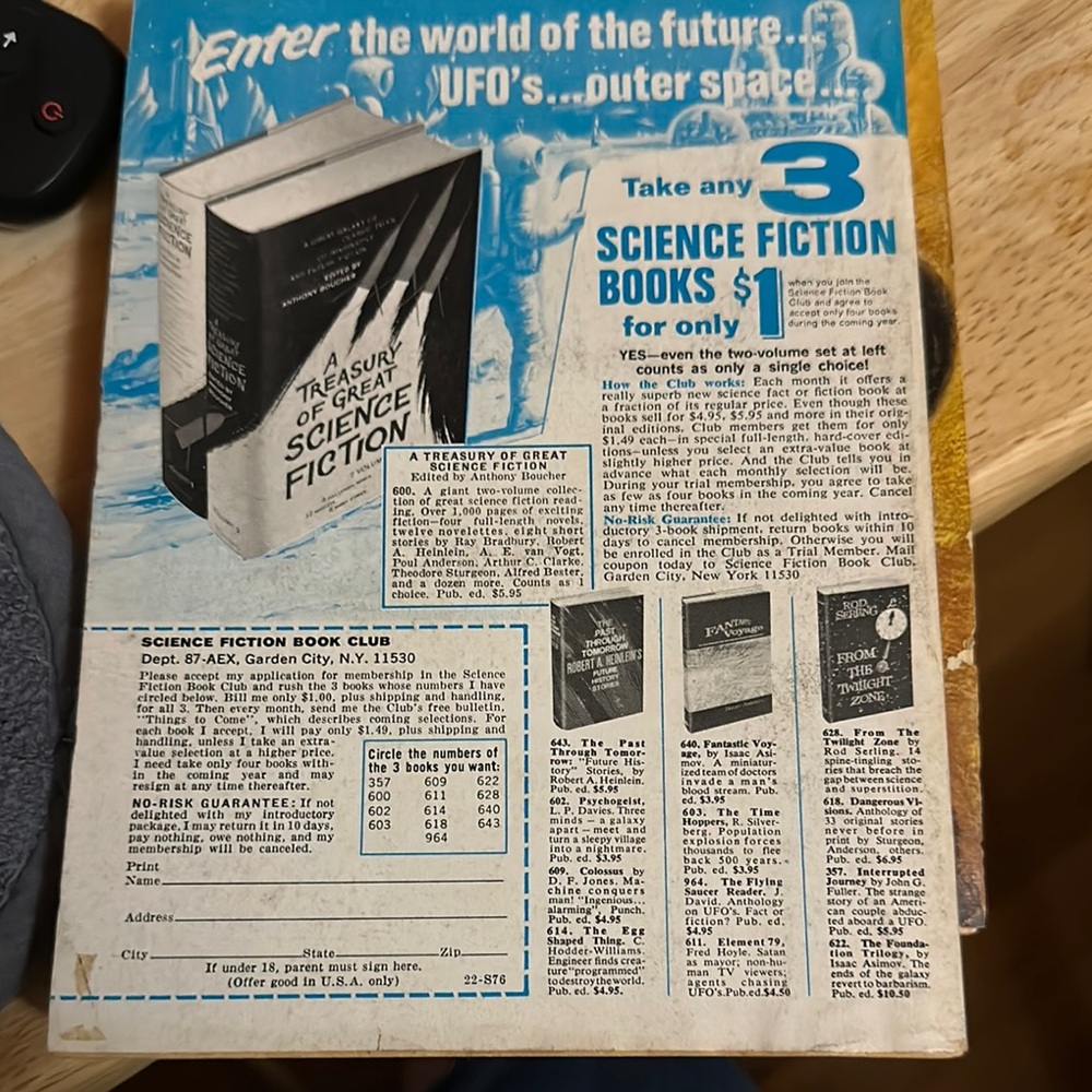 Analog Science Fiction Magazine - Picture 3 of 4